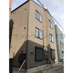 クレアール町屋の物件外観写真